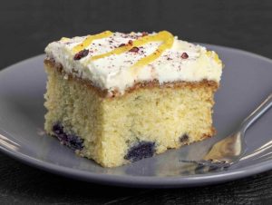 Lemon & Blueberry TrayCake